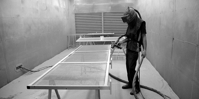 Cabine de revêtement de métaux